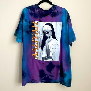Vintage style Aaliyah T-Shirt. Size L.